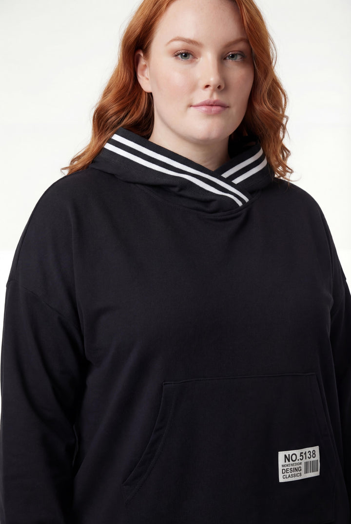 Kadın Büyük Beden Kapüşonlu Siyah Beyaz Ribana Detaylı Siyah Sweatshirt